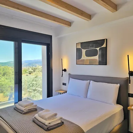 Nemesis Luxury Apartmán Apolpaina