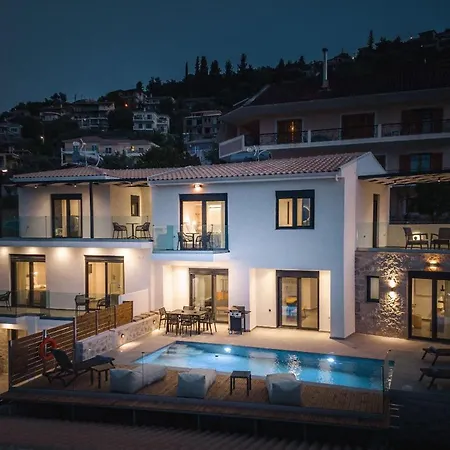 Apartment Nemesis Luxury Apolpaina