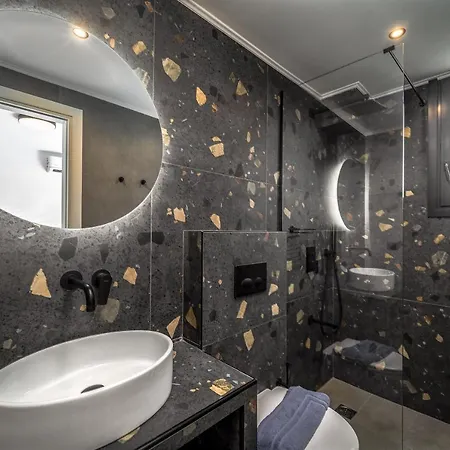 Apartment Nemesis Luxury Apolpaina