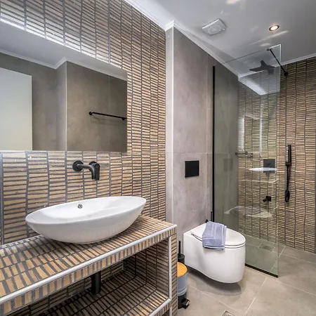 Nemesis Luxury Apartment