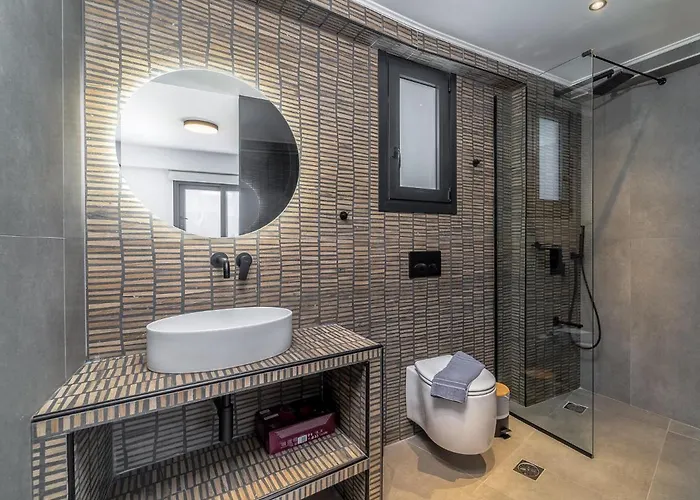 Nemesis Luxury * Apolpaina