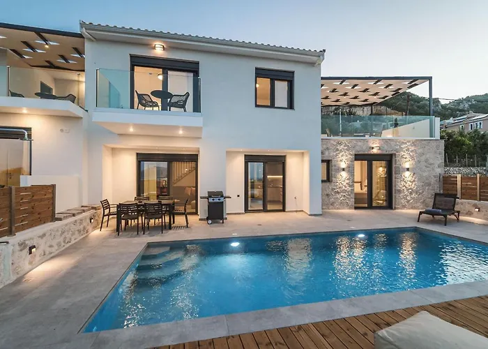 Nemesis Luxury Apolpaina