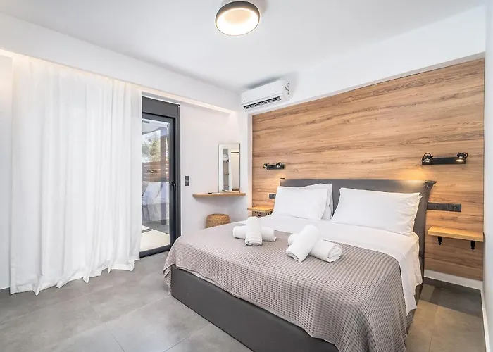 Nemesis Luxury Apartamento Apolpaina